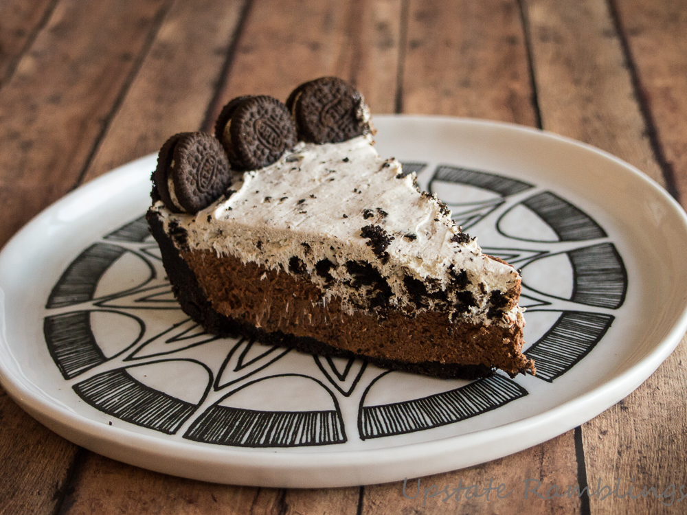 Chocolate Mousse Oreo Pie