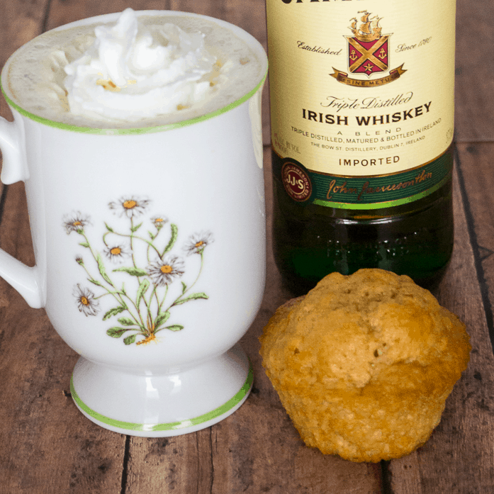 Irish Coffee Muffins with Irish whiskey #muffins #stpatricksday