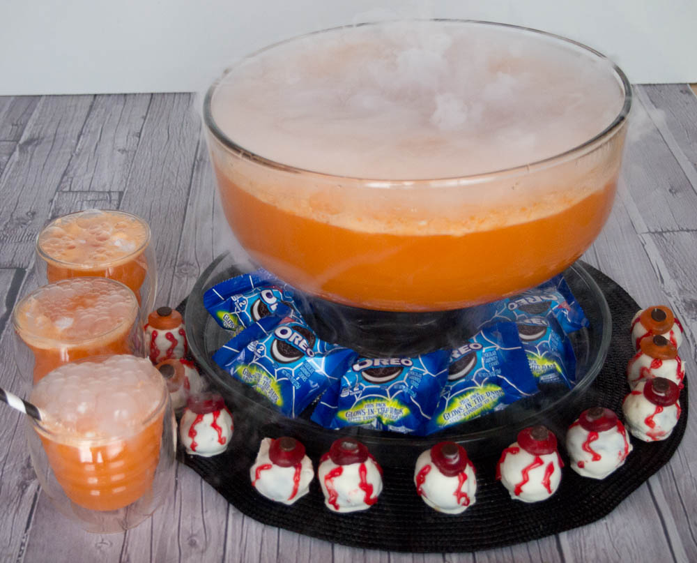 Halloween Fanta Punch - Fanta, Ginger Ale, Sherbet and dry ice are perfect for Halloween