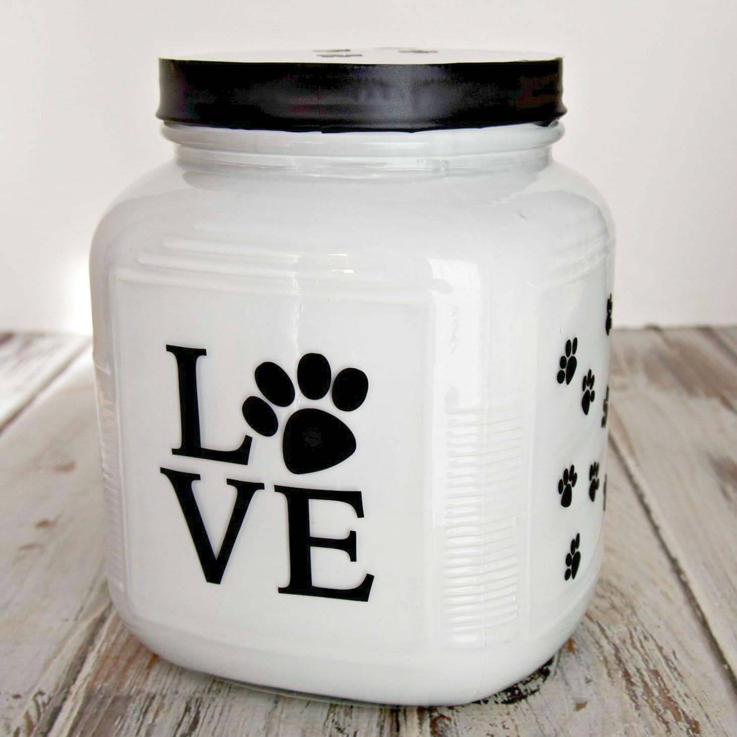 Dog Treat Jar - this container is the perfect jar for your furry friend's cookies