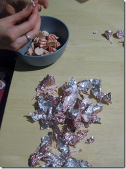 opening peppermint kisses