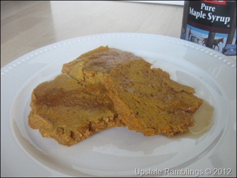 Sweet-Potato-Pancakes-with-Maple-Syrup1