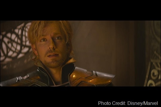 Still from Thor: The Dark World featuring Fandral