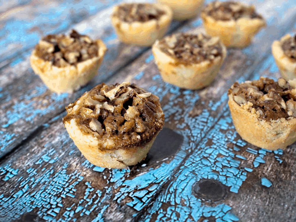 Pecan Tassies - Holiday Cookies - perfect for a Cookie Exchange