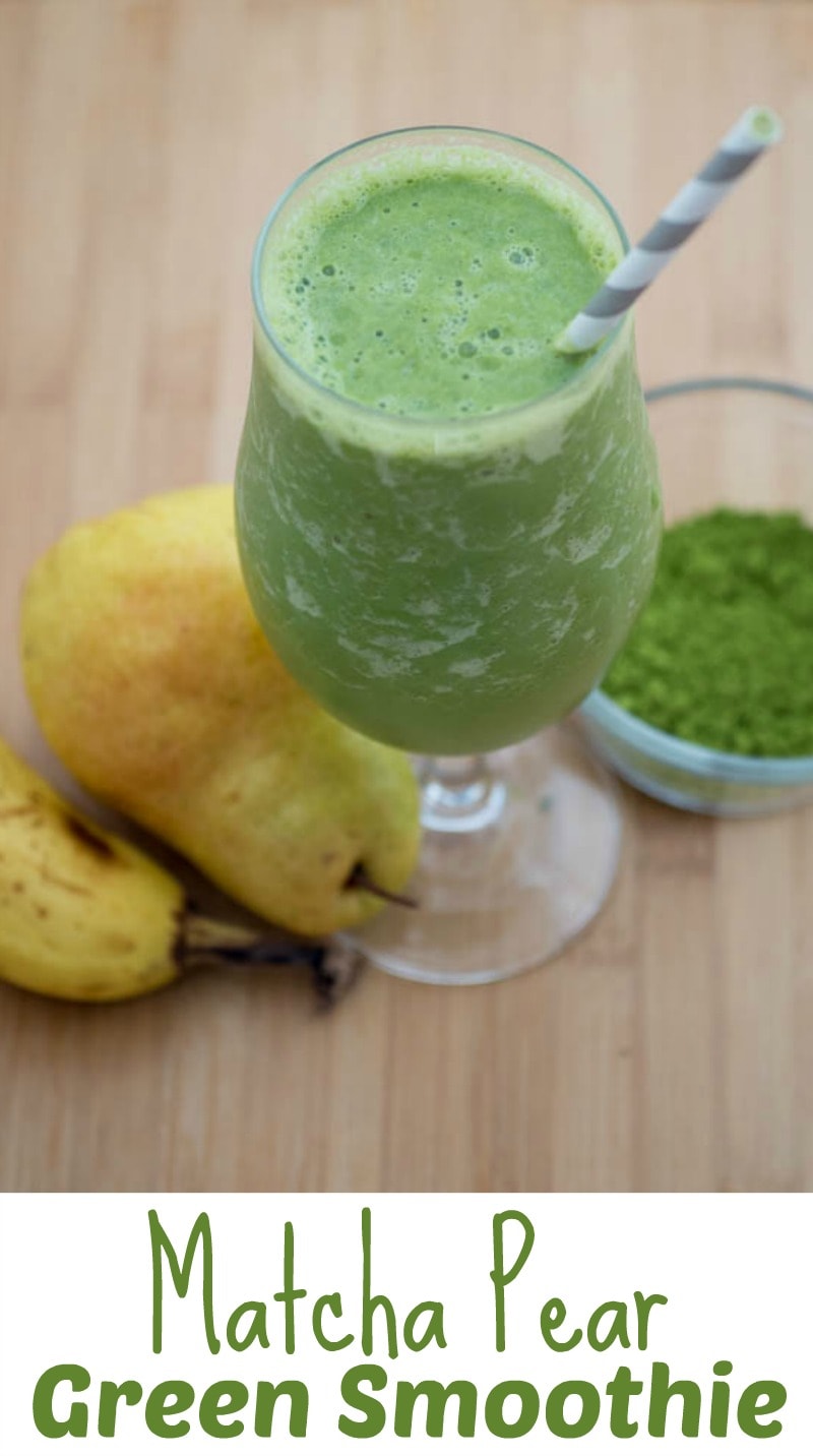 Matcha Pear Green Smoothie - A healthy green smoothie, perfect for St. Patrick's Day. A healthy blend of pears, banana, spinach and green tea powder with almond milk.