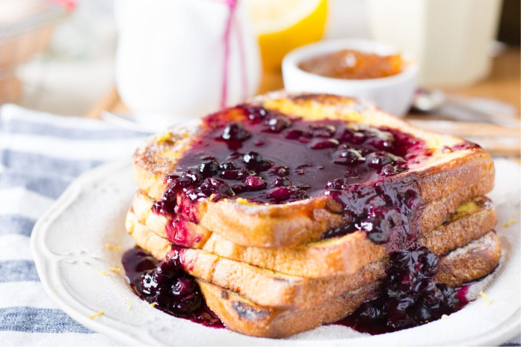 French toast with blueberry sauce