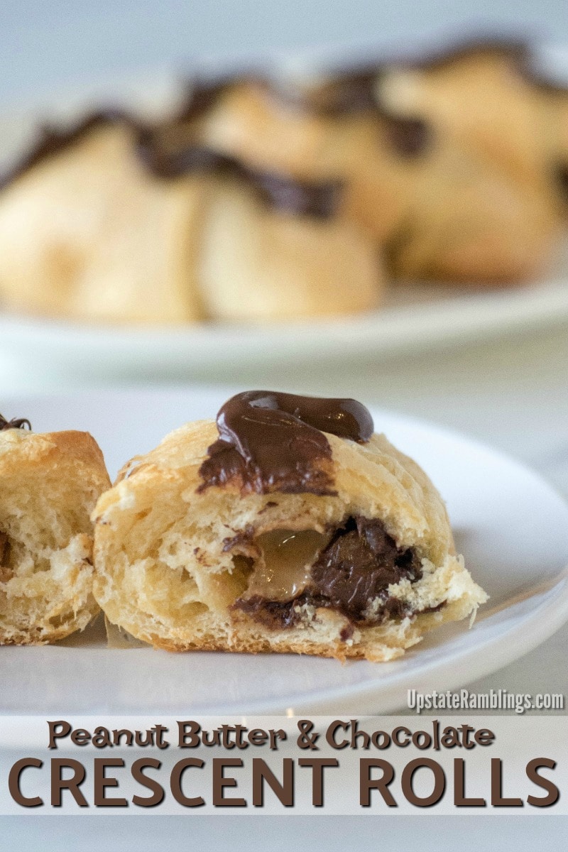 These easy Peanut Butter and Chocolate Crescent Rolls have only 3 ingredients and take just minutes to prepare - so you and your family can enjoy a tasty crescent roll dessert in no time at all, perfect for dessert, breakfast, brunch or a snack! #crescentrolldesserts #chocolate #easydessert