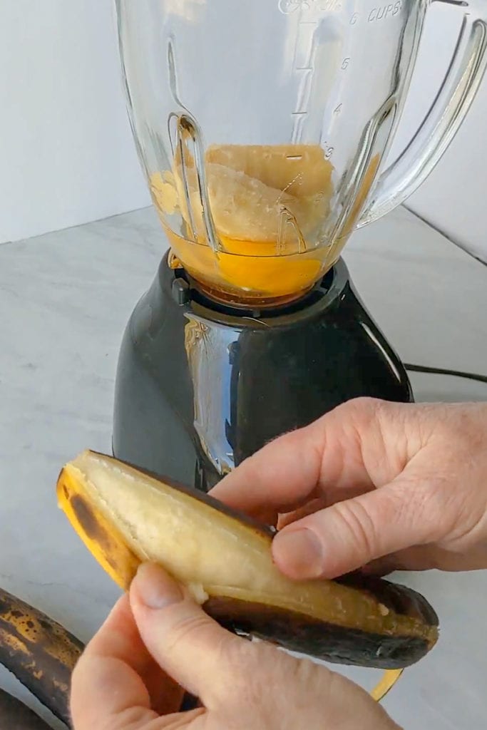 peeling bananas for banana bread