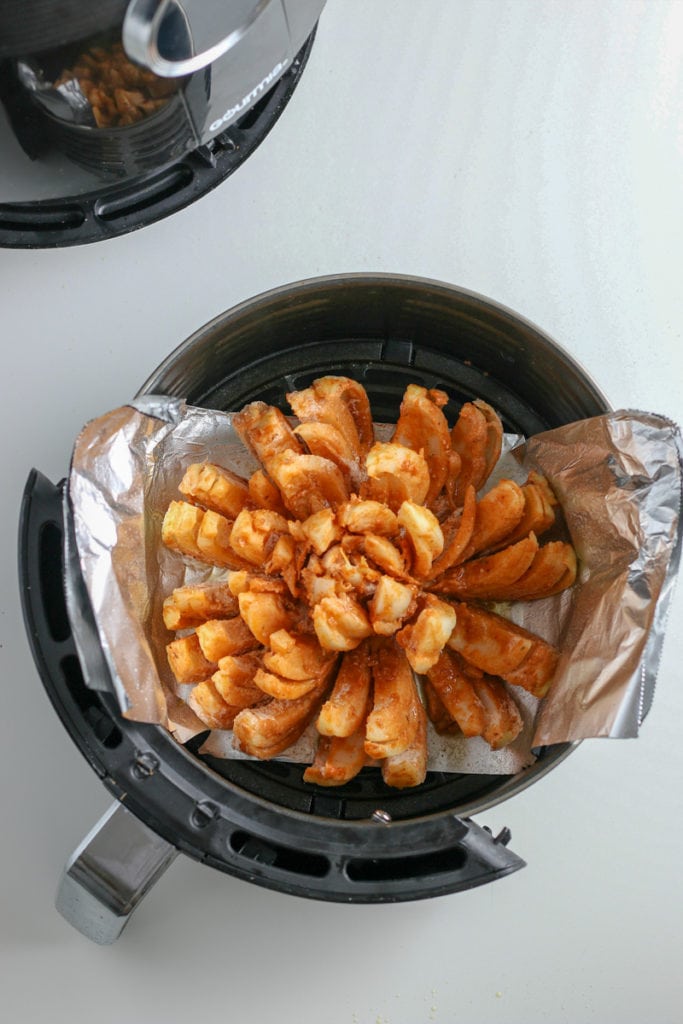 Air fryer crispy potato wedges.