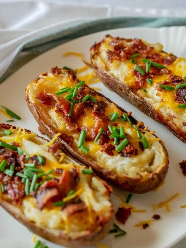 LOADED WITH BACON AND CHEESE THESE EASY TWICE BAKED POTATOES ARE THE ULTIMATE SIDE DISH!