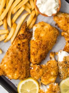 cropped-air-fryer-fish-and-chips-square-2190034.jpg