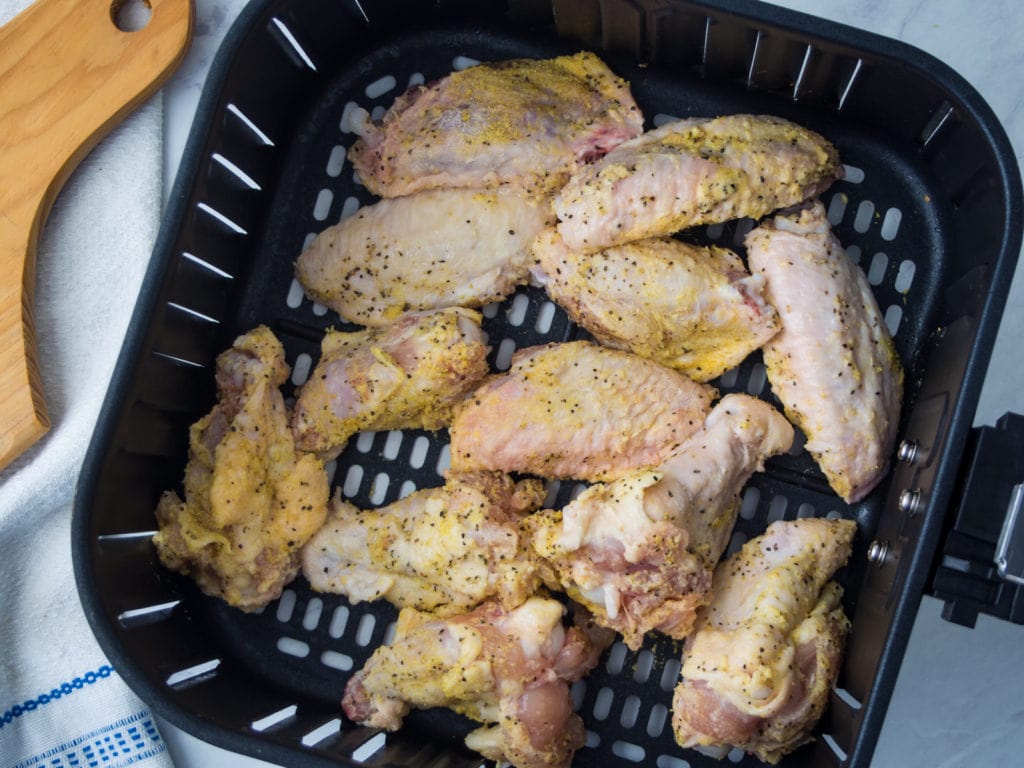 chicken wings before air frying