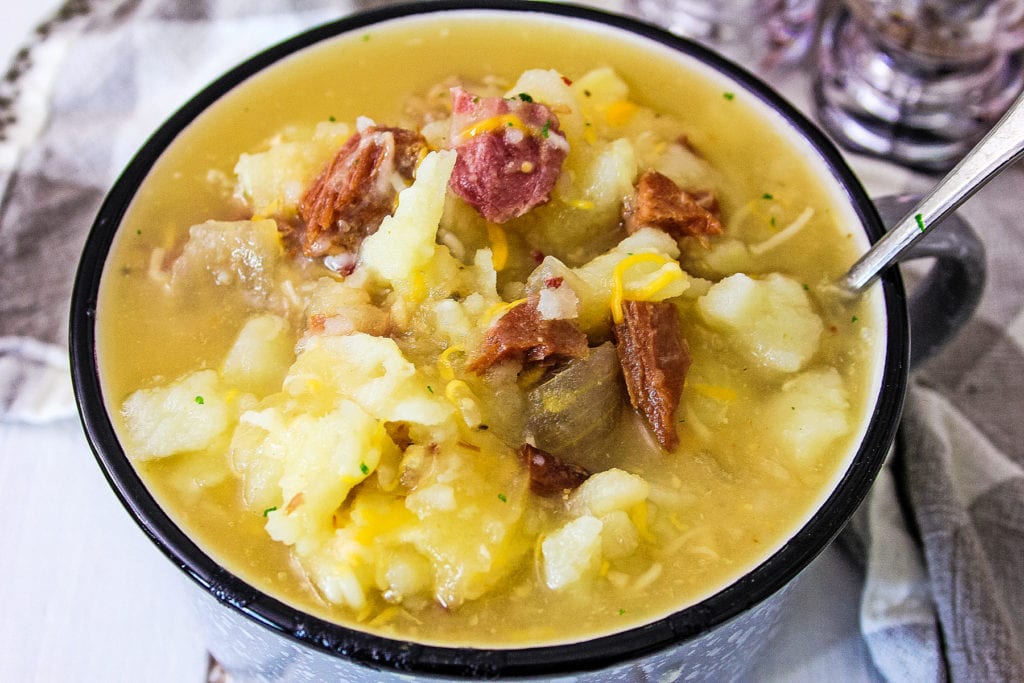 bowl of ham and potato soup