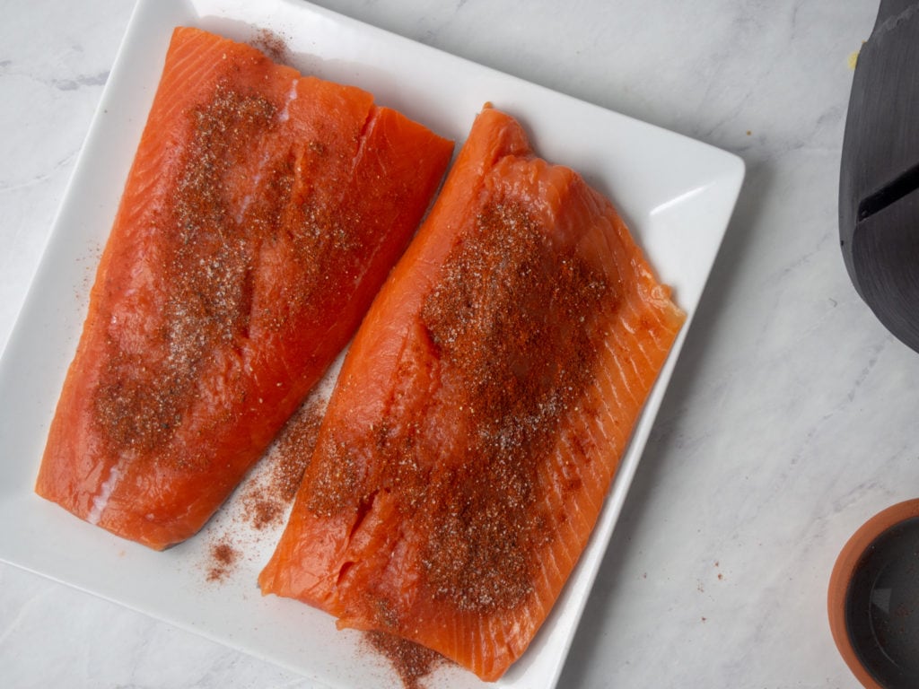 air fryer salmon after seasoning