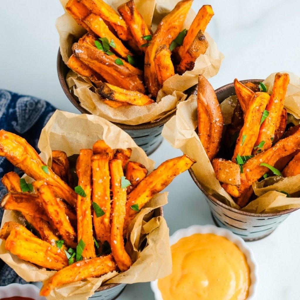 air fryer sweet potato fries from the top