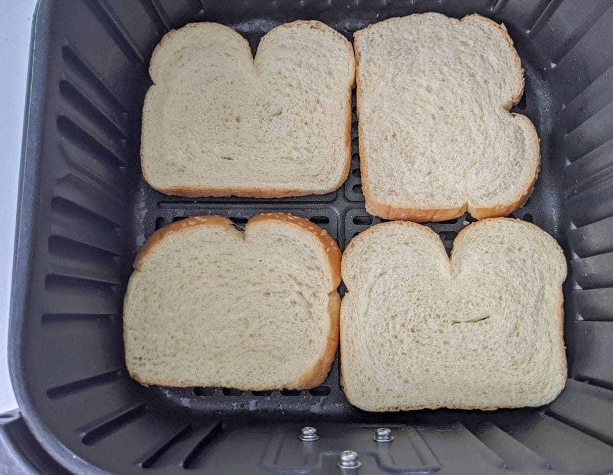 bread in air fryer basket