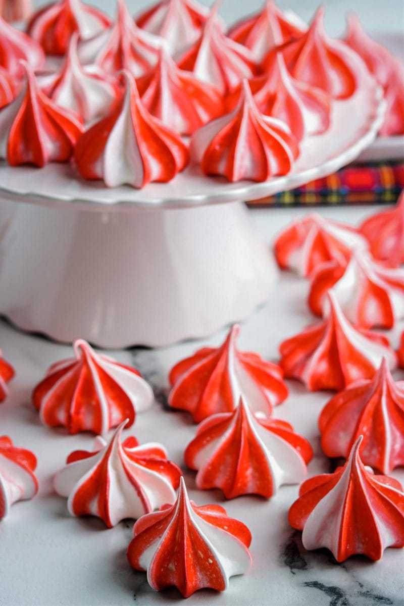 peppermint meringues on a cake stand