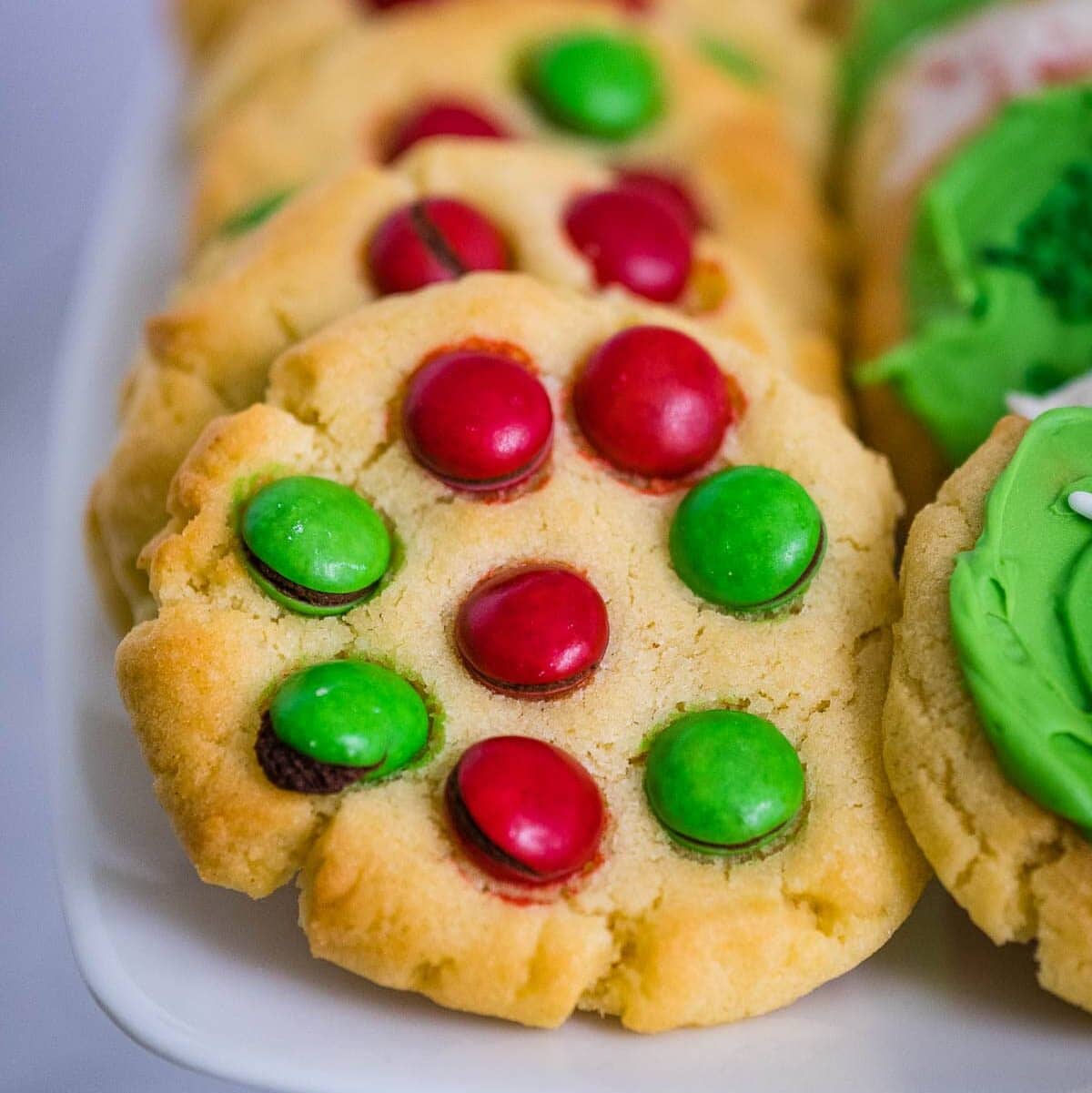 closeup of M&M christmas cookie