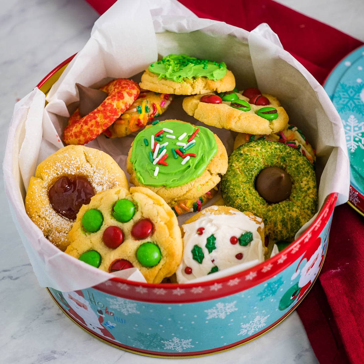 air fryer christmas cookies in a cookie tin