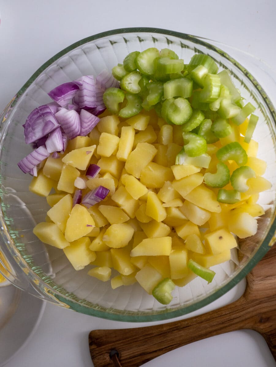 veggies in a bowl.