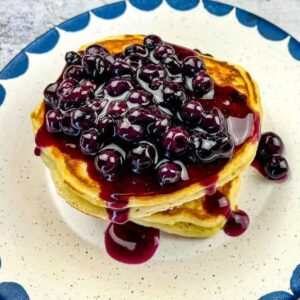 buttermilk pancakes with blueberry sauce