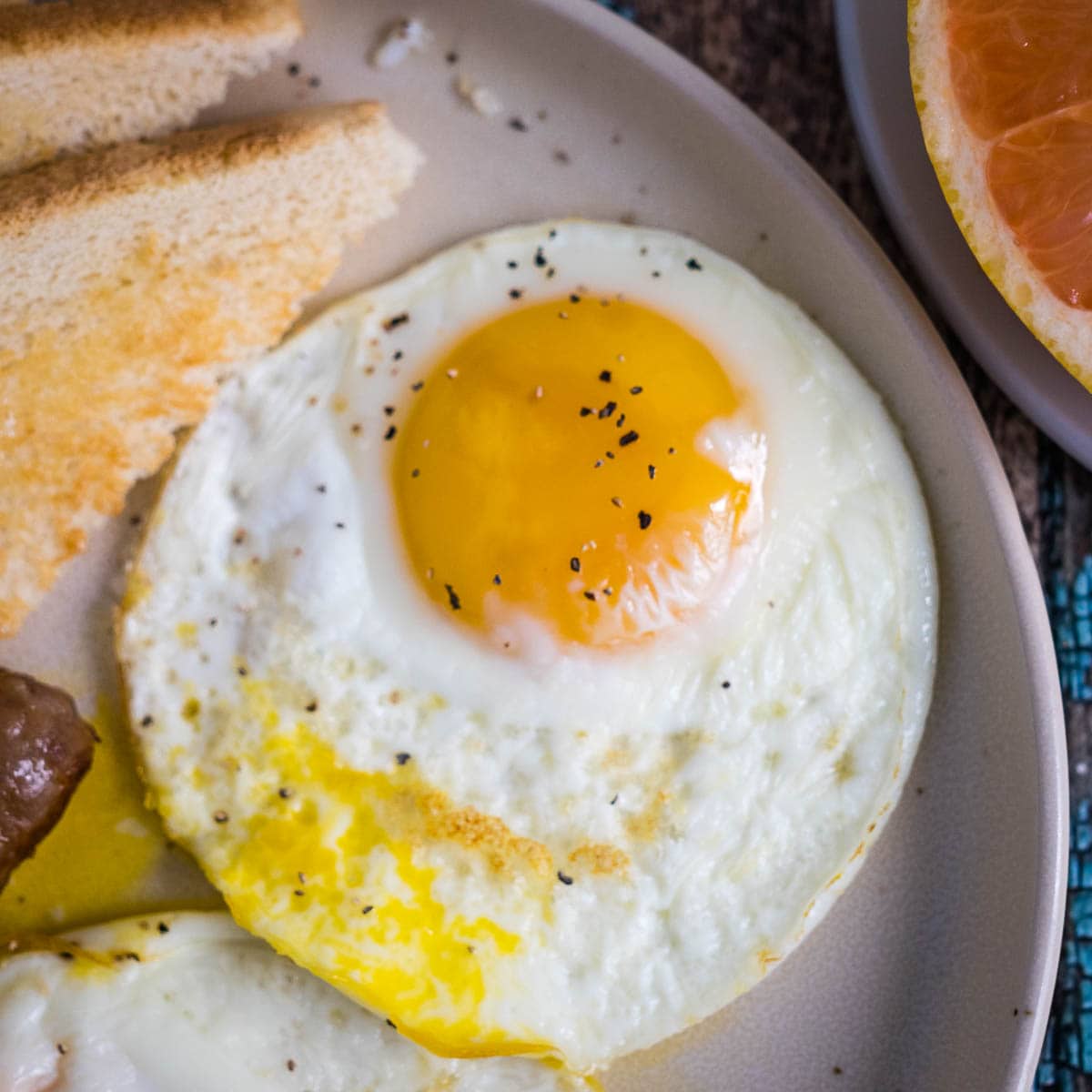 Fried Eggs, Sunny Side Up Recipe 