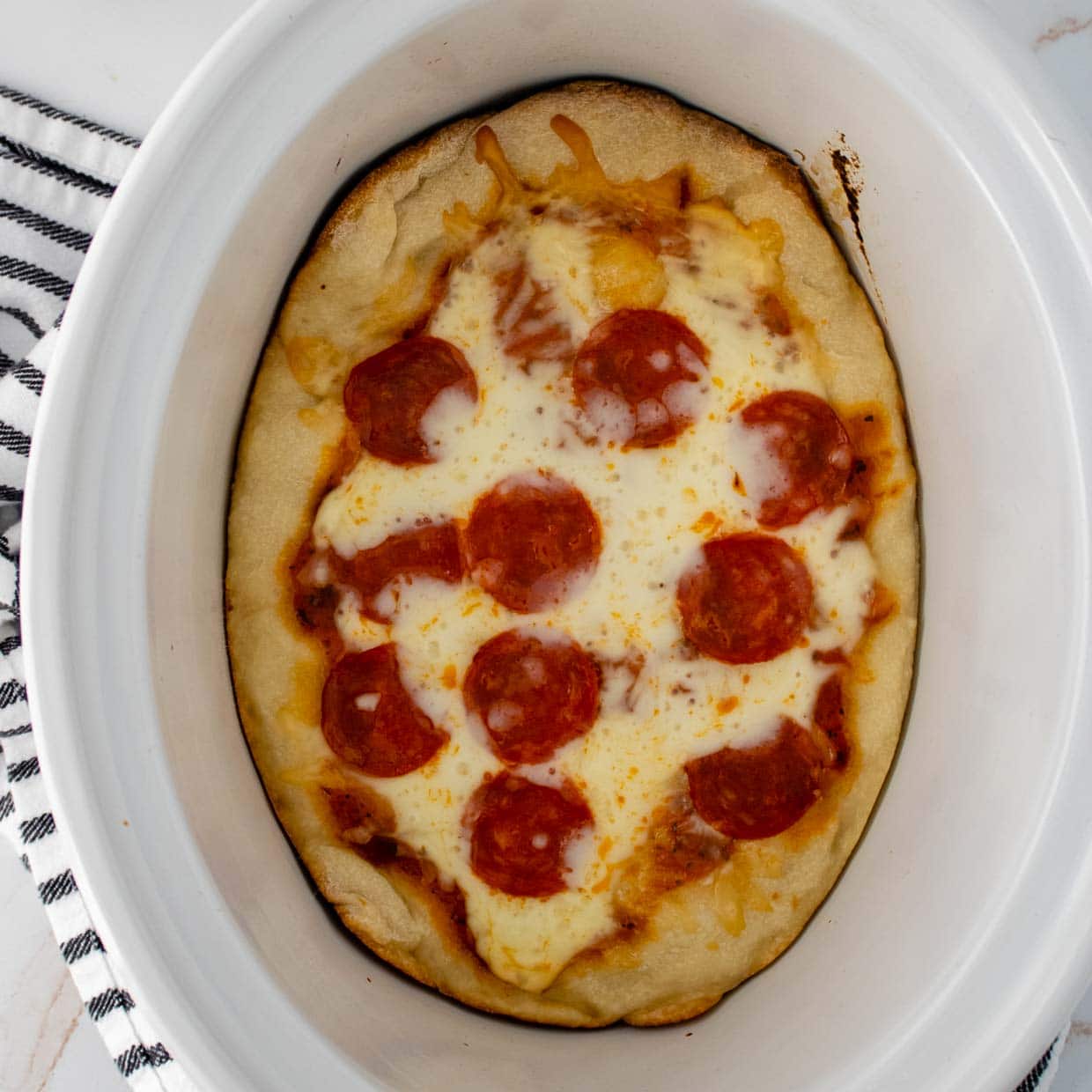 Deep Dish Pizza Recipe - A Beautiful Mess