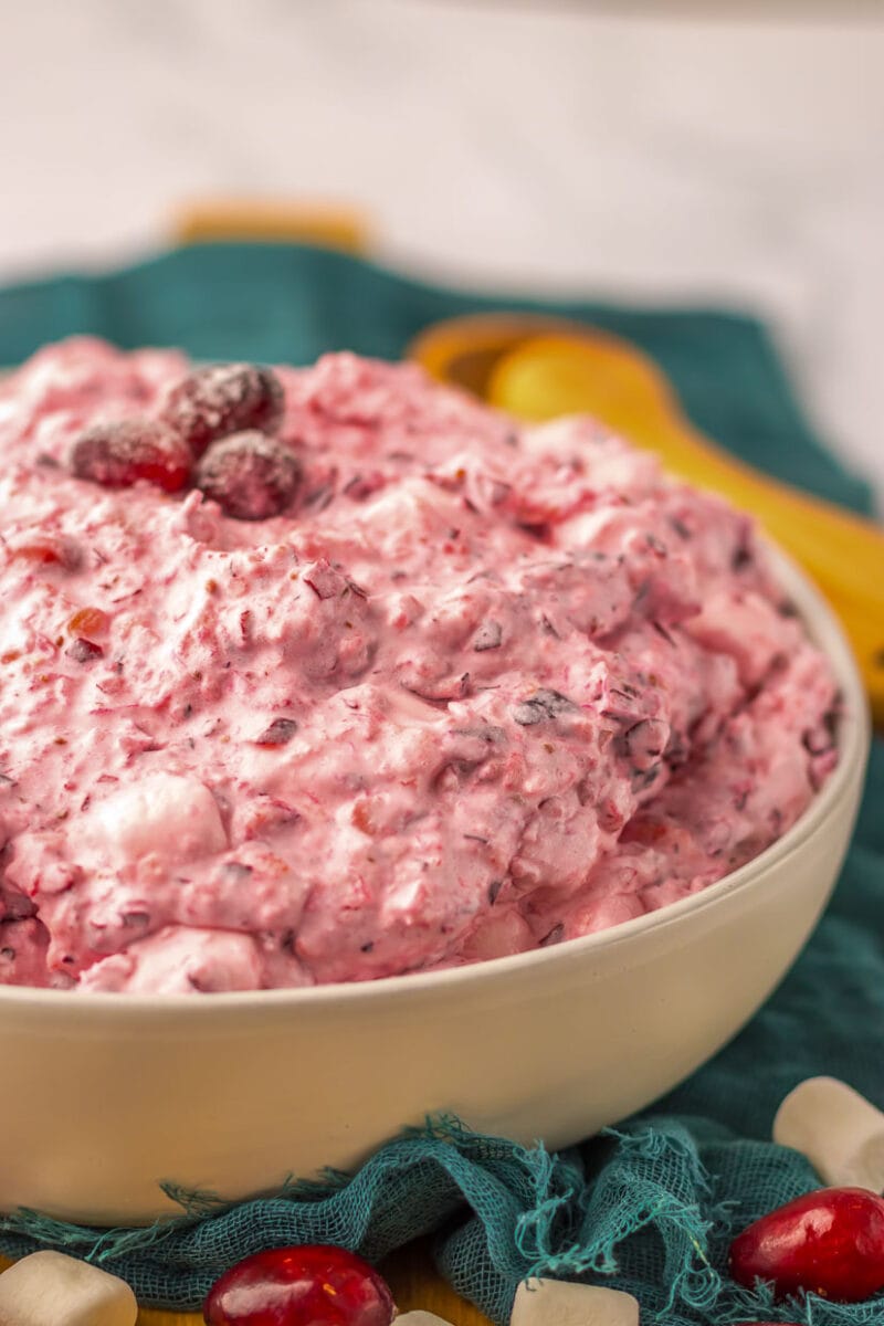 Cranberry cranberry dip in a bowl.